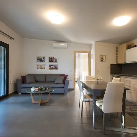 Villa Ktima Delmare Pantazara *